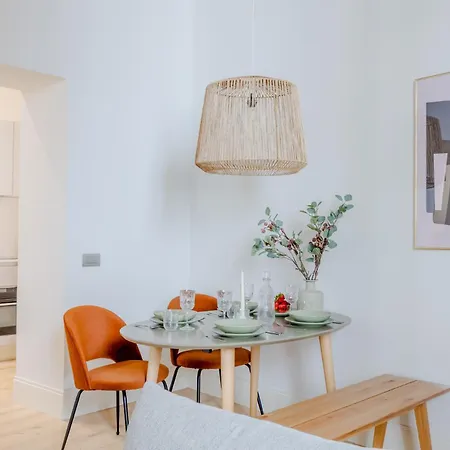 Casa Lazzaro Contemporary Ground Floor *