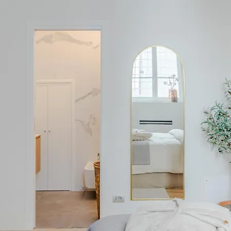 Apartment Casa Lazzaro Contemporary Ground Floor Lucca